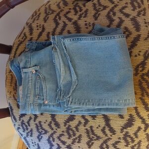 *NWOT* GAP Baby Boot Mid Rise Jeans, Light Wash| Size 30/10R